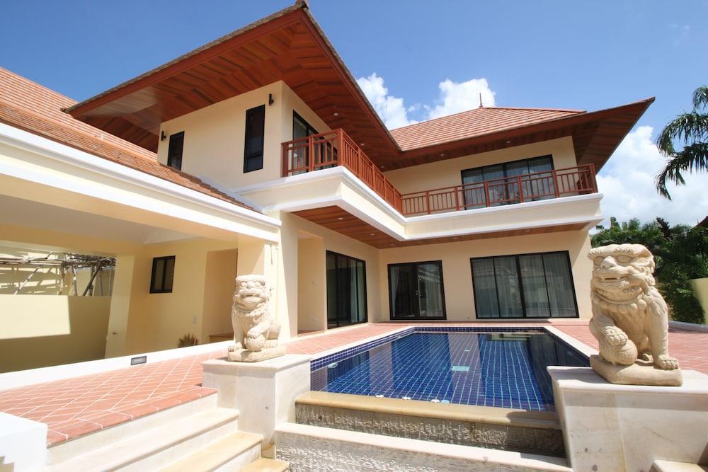 Bang Saray Pool Villa by Pattaya Sunny Rentals - Tap to explore photos