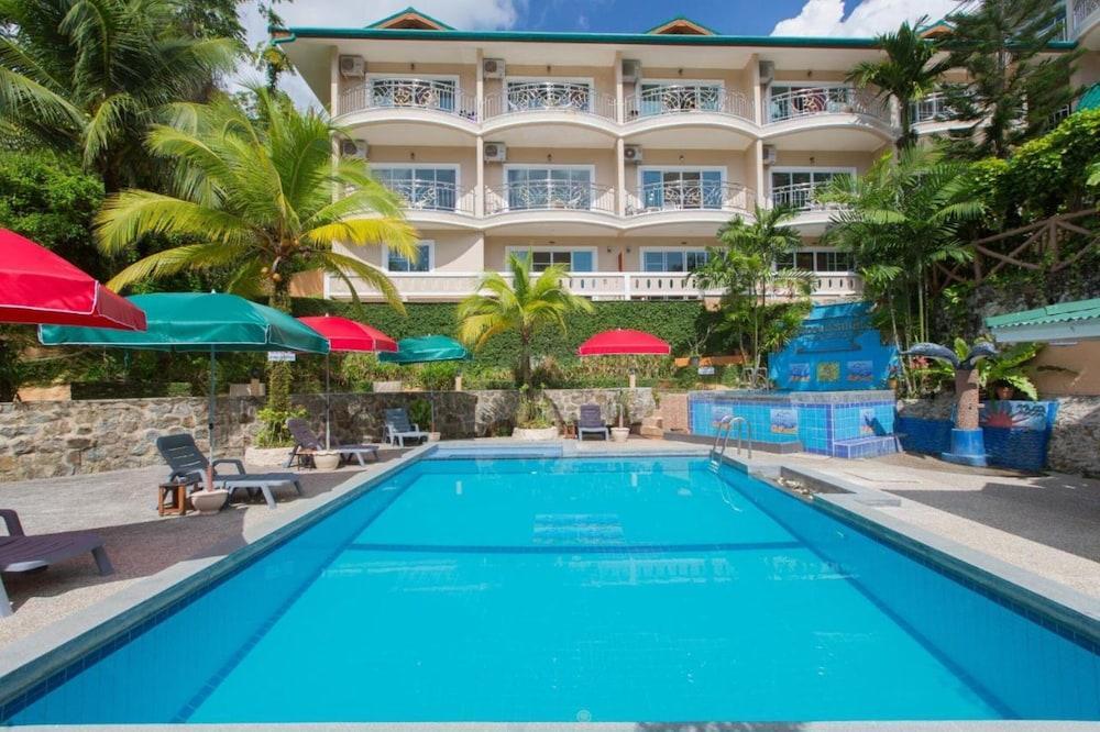 Patong Rai Rom Yen Resort SHA - Tap to explore photos