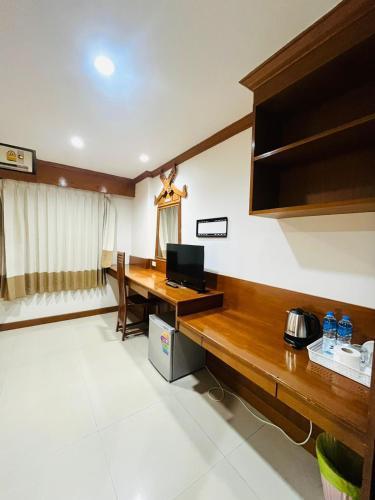 Best Venue Hotel Room Type - Small Double Room