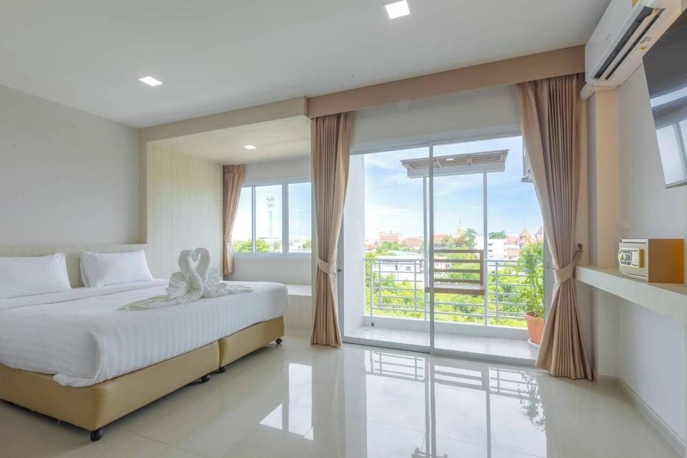 Sananwan Hometel Room Type - Deluxe Room, 1 King Bed