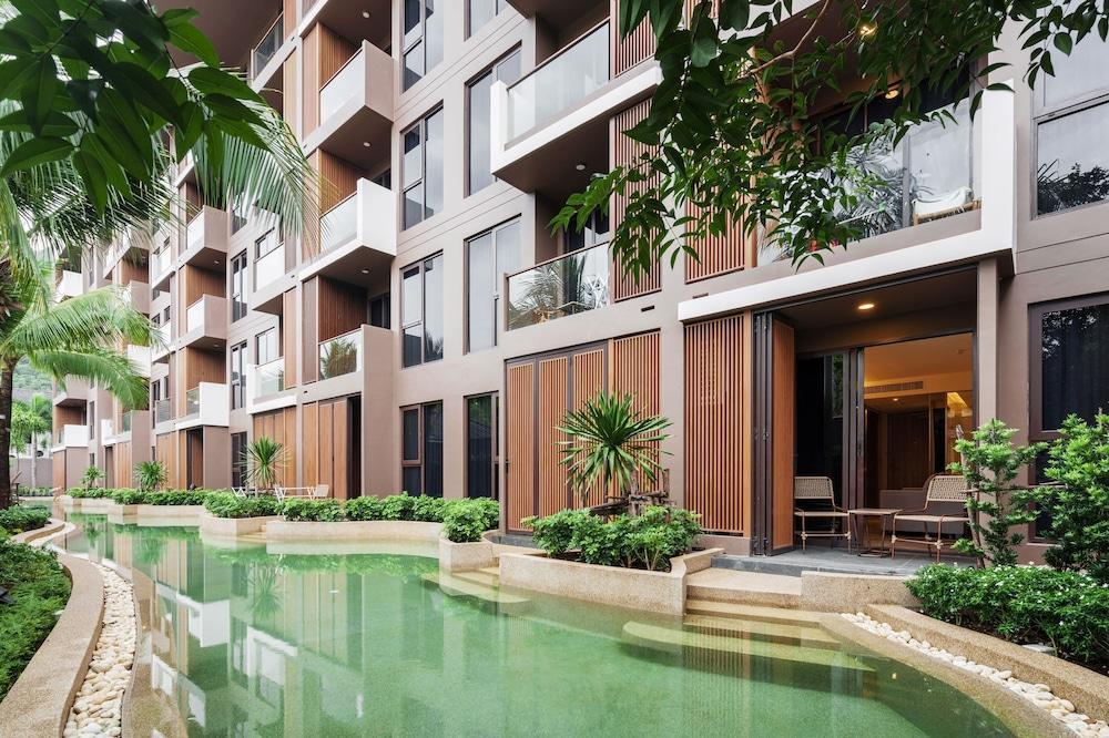The Marin Phuket Kamala Beach Room Type - Deluxe Pool Access Twin Bed Room
