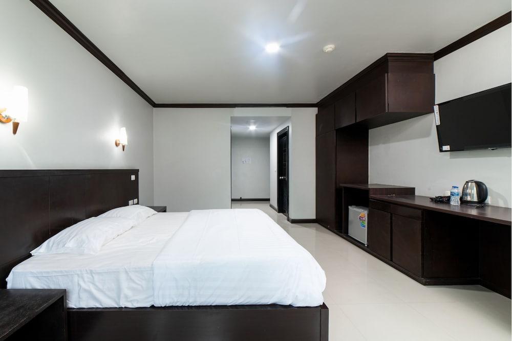 GP House Phuket Room Type - Superior Double Room
