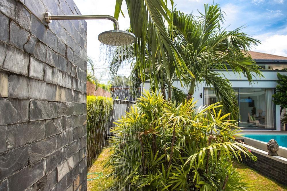 Modern 4BR Pool Villa Virginie Naiharn - Tap to explore photos