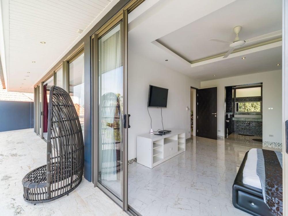 3 Bedroom Sea View Villa 2 - Chaweng Noi SDV162-By Samui Dream Villas - Tap to explore photos