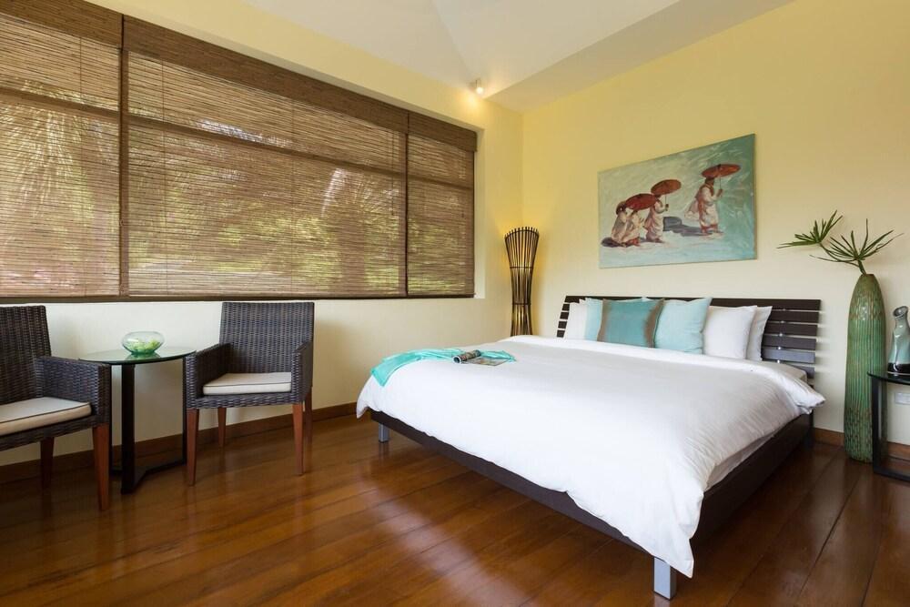 Relaxing Villa, Amazing View to Angthon Marine Park - Tap to explore photos