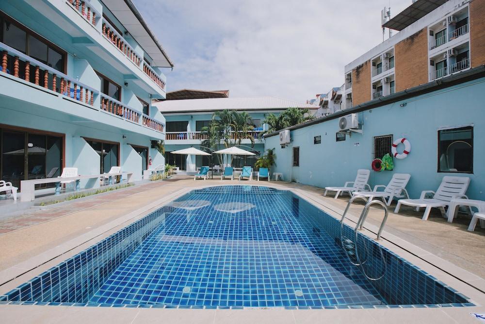 O'shop Residence Patong Beach - Tap to explore photos