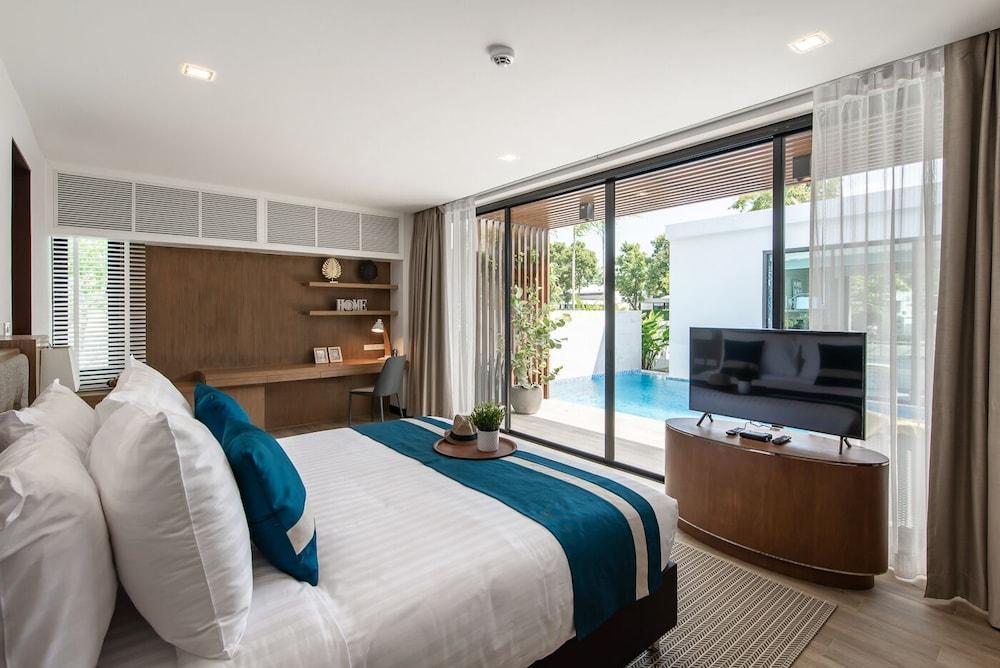Movenpick Pool Villa's 1FL - Tap to explore photos