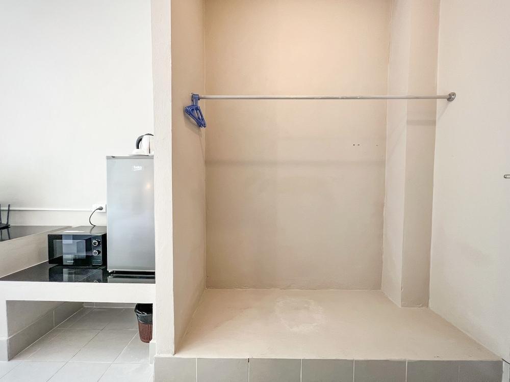 Tri's Miracle Kata Beach Side Room Type - Deluxe Double Room