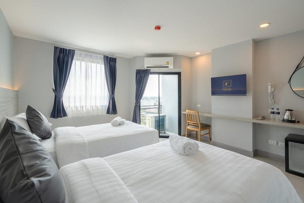 Cozy Blu Suvarnabhumi Room Type - Deluxe Twin Room