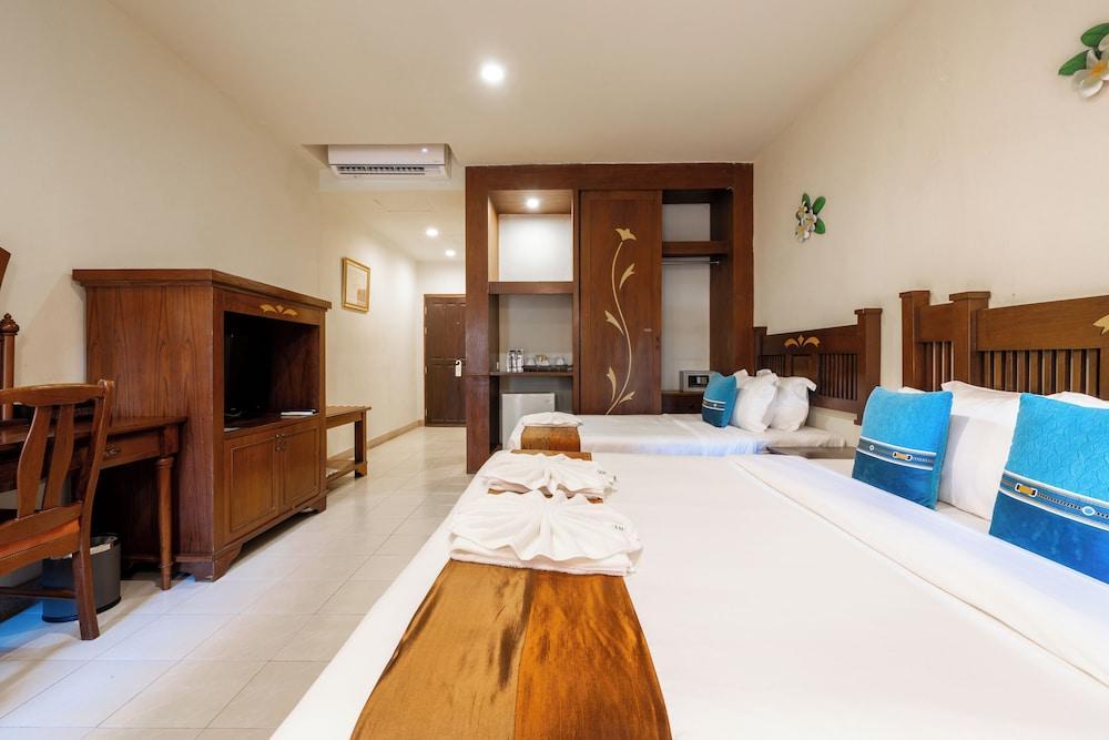 Phuket Leelavadee Hua Ting Resort Room Type - Superior Triple Room, Garden View