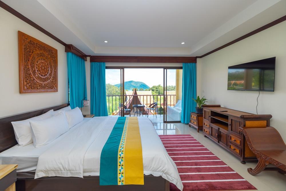 Kana Hotel Phuket Room Type - Standard Double Room, Pool View