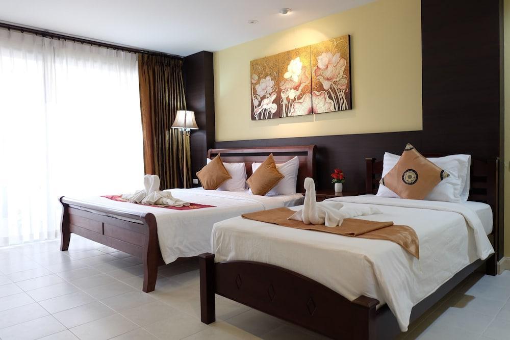 Sea Boss Homestay Room Type - Family Room