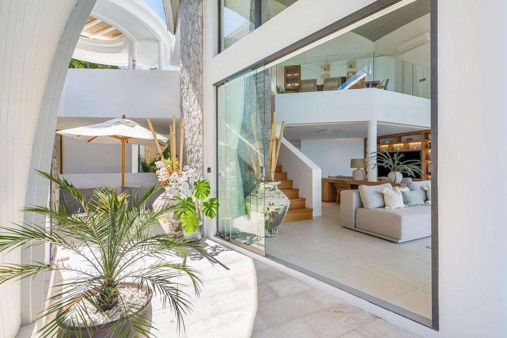 Nakara Queen 4 Bedroom Pool Villa- KBR10 - Tap to explore photos