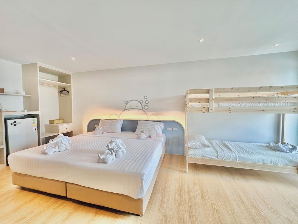 Herma Hotel Room Type - Standard Quadruple Room Herma Hotel Room Type - Standard Quadruple Room