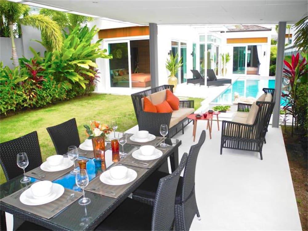 Skylight 2 bedrooms New Villa in Kamala - Tap to explore photos