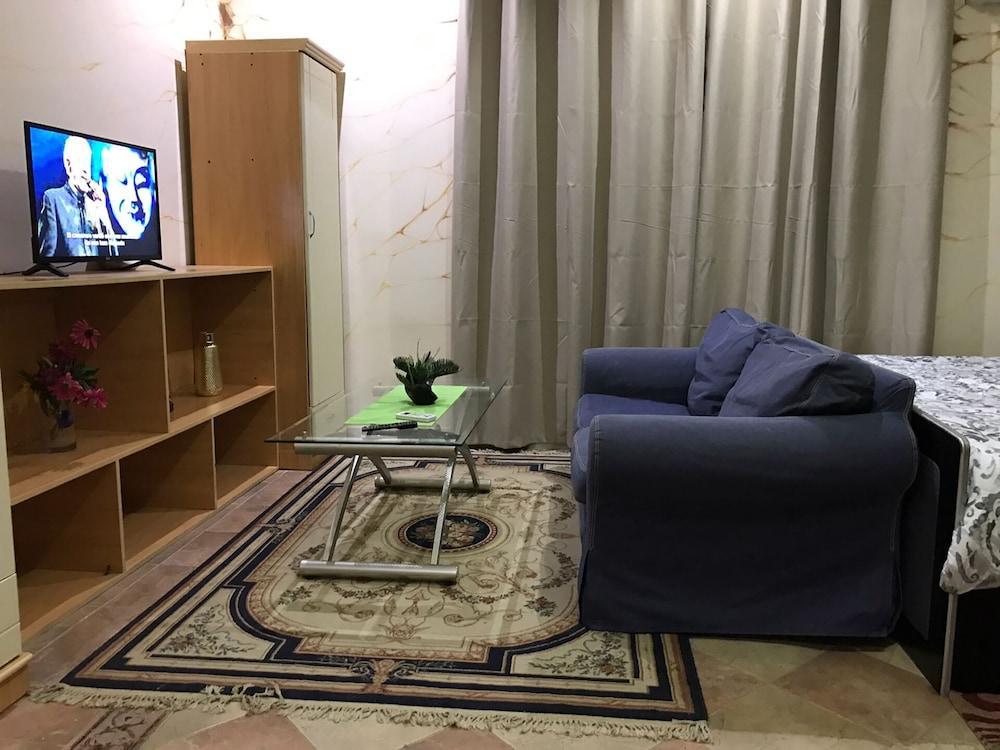 Family Studio - in Abu Dhabi - Tap to explore photos