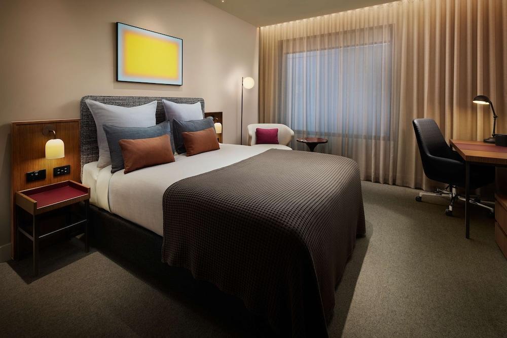 Next Hotel Melbourne, Curio Collection by Hilton Room Type - Room, 1 Queen Bed (Next Queen)