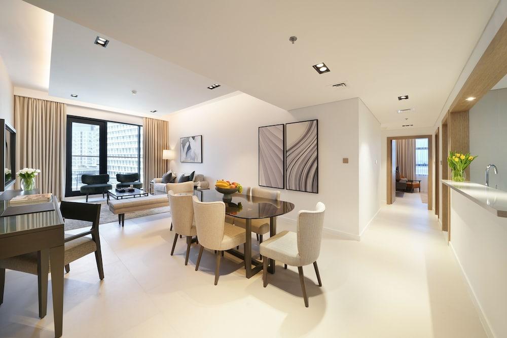 Cheval Maison-The Palm Dubai Room Type - Deluxe Three Bedroom Apartment with Balcony Cheval Maison-The Palm Dubai Room Type - Deluxe Three Bedroom Apartment with Balcony