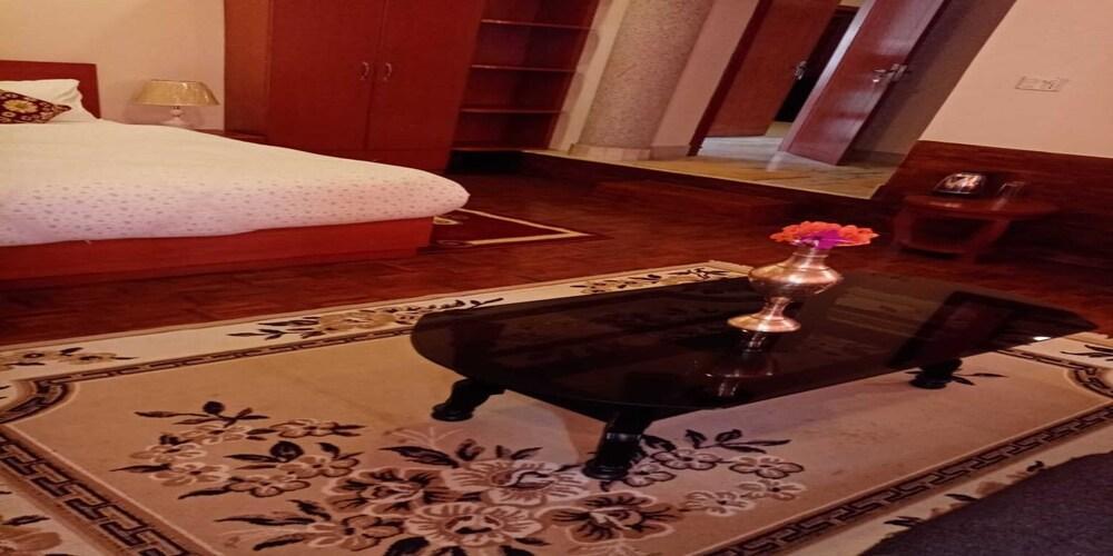 MeroStay 011 Serene Boutique Hotel - Tap to explore photos
