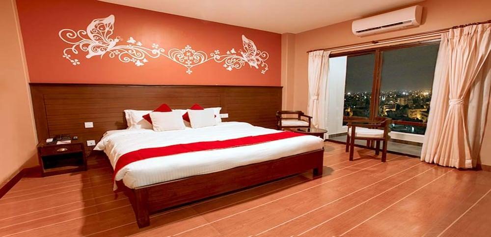 MeroStay 232 Hotel City Park - Tap to explore photos