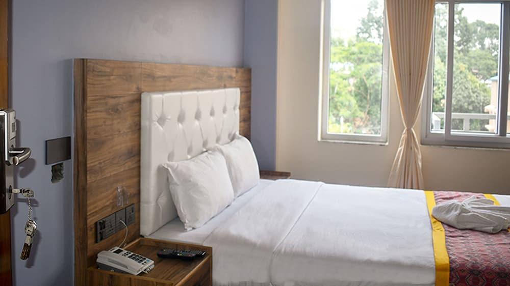 Hotel Pauwa Pokhara Room Type - Standard Double Room
