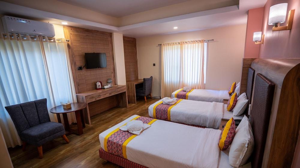 Hotel Pauwa Pokhara Room Type - Deluxe Triple Room