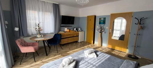 Pension Villa Marit - Tap to explore photos