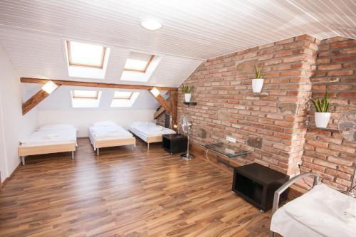 Fashion Loft Room Type - Five-Bedroom Loft