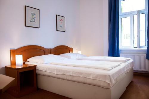 Vila Josefina Room Type -  Economy Double or Twin Room