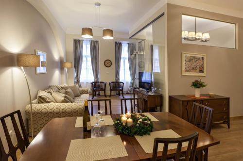 Igor and David Apartments Room Type - Two-Bedroom Apartment Igor and David Apartments Room Type - Two-Bedroom Apartment