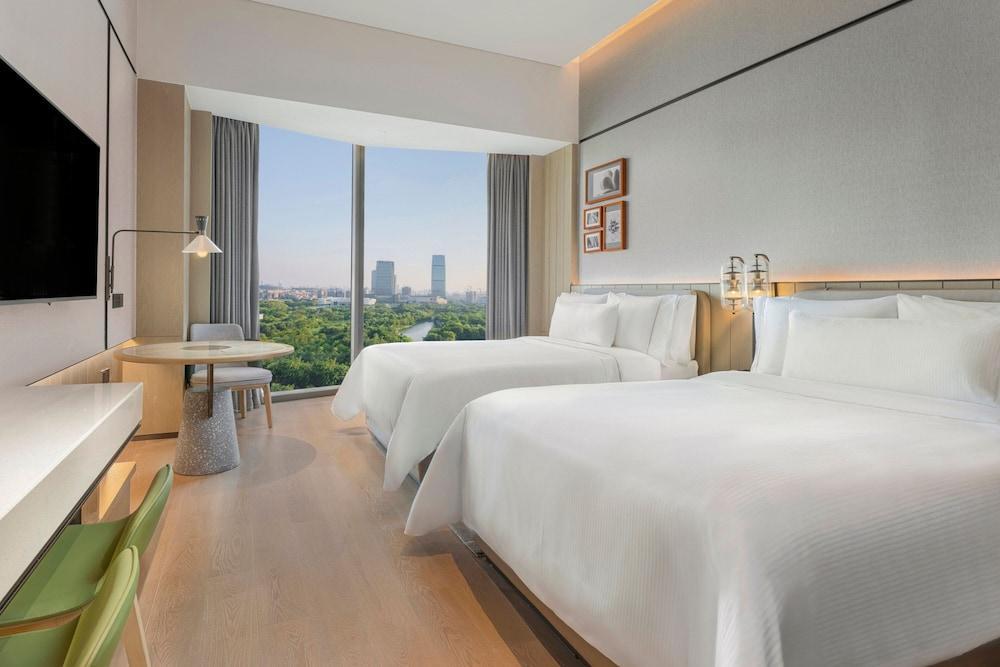 Element Guangzhou Baiyun Room Type - Room, 2 Double Beds, Park View
