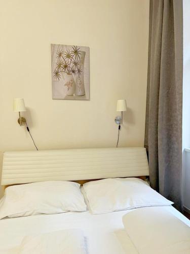 Modern Apartment Krakovska