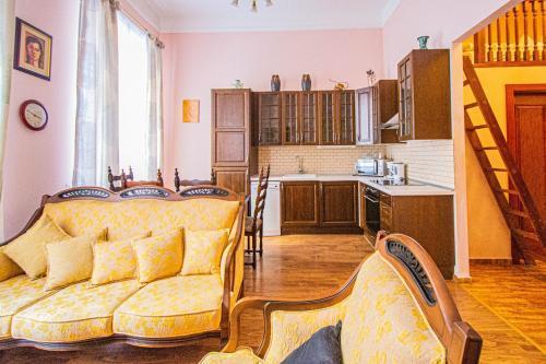 Astronomical Clock Suite by Ruterra - Tap to explore photos