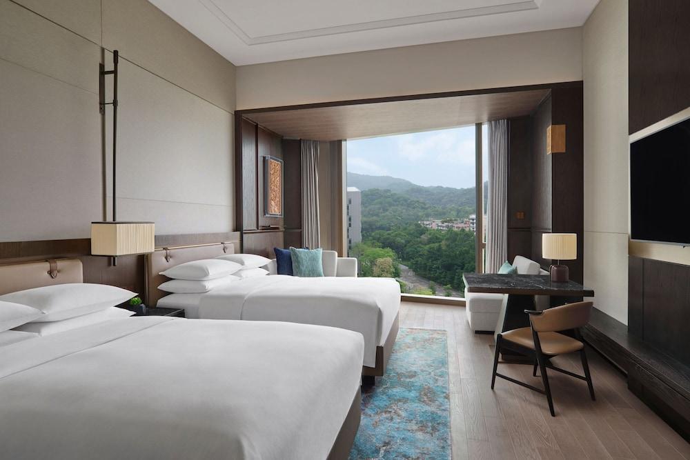 Guangzhou Marriott Hotel Baiyun Room Type - Deluxe Double Bed Room
