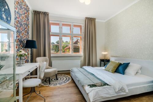 Prague Days - Bright Apartments - Fast WiFi - Quiet Area - Tap to explore photos
