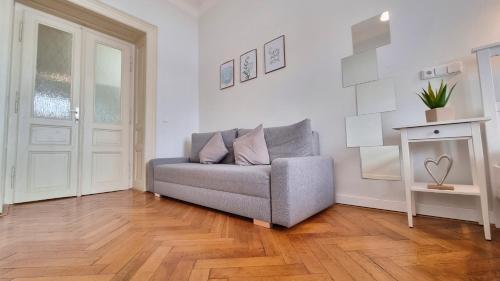 Finnem Rentals Florenc Room Type - Apartment