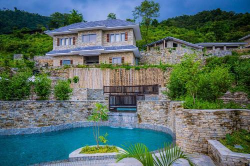 Dorje's Resort and Spa - Tap to explore photos