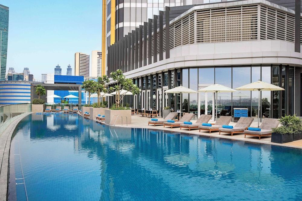 Hilton Garden Inn Dubai Business Bay - Tap to explore photos