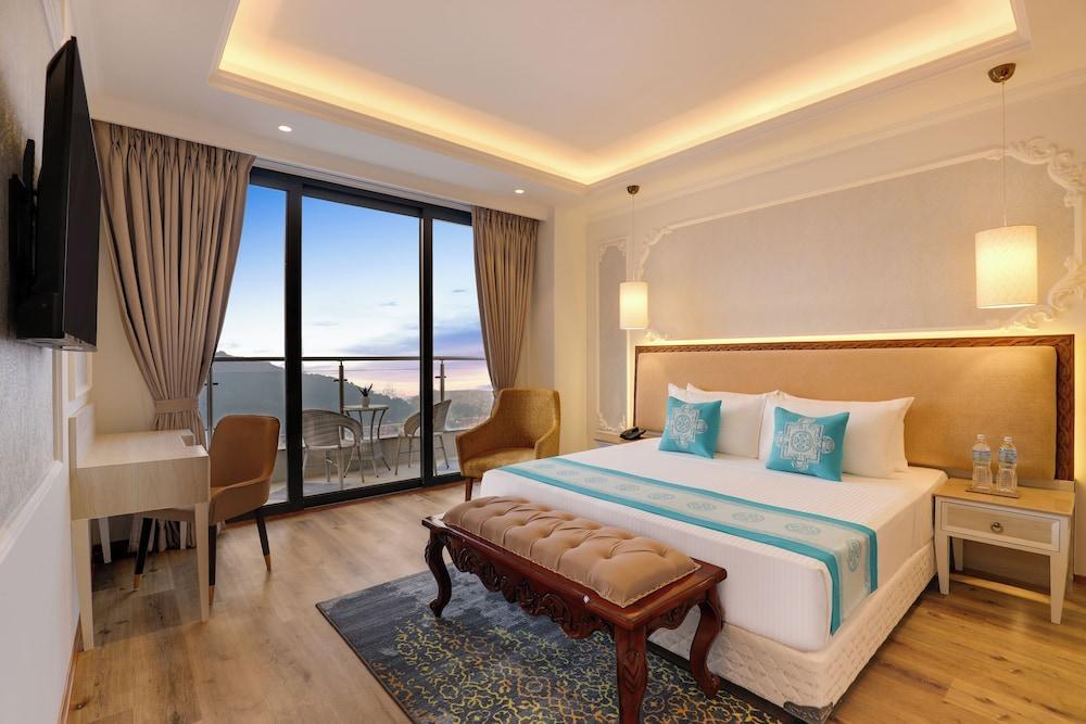 Lemon Tree Premier Buddhanilkantha Room Type - Executive Studio Suite