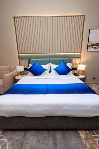 Best Western Premier M Four Hotel - Tap to explore photos