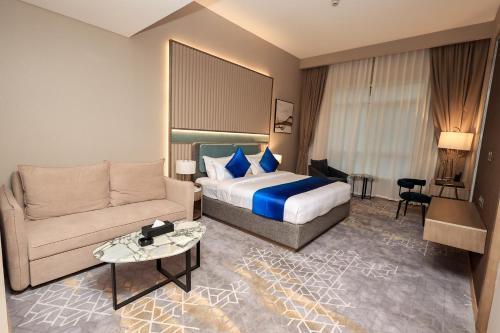Best Western Premier M Four Hotel - Tap to explore photos