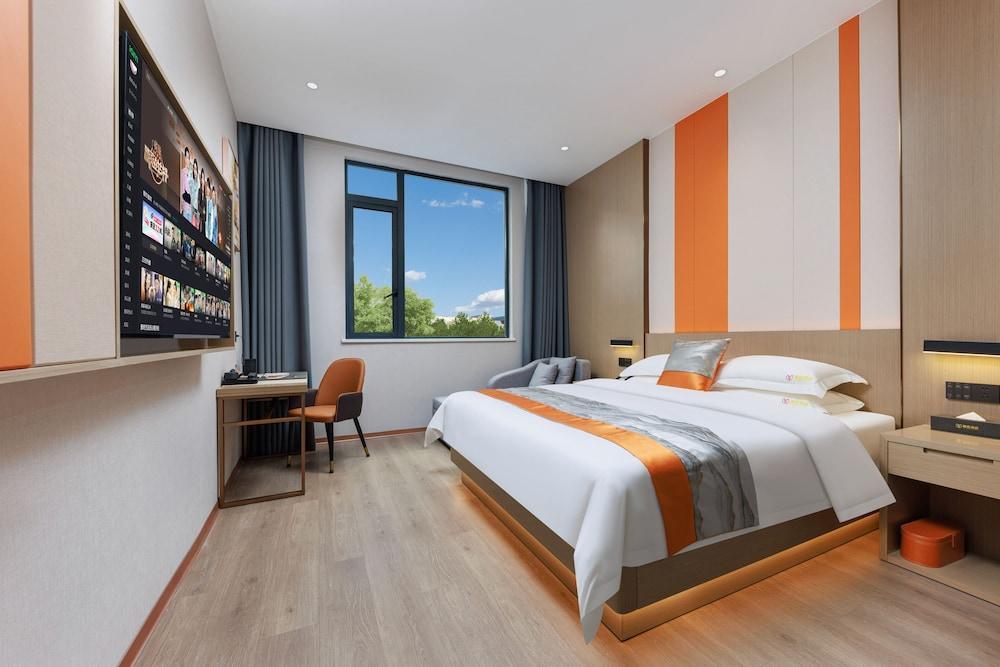 Ya Chen Hotel Room Type - Comfort Room
