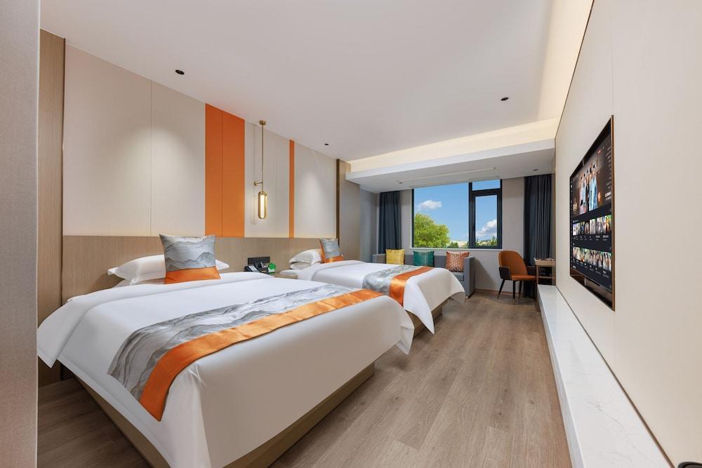 Ya Chen Hotel Room Type - Superior Twin Room
