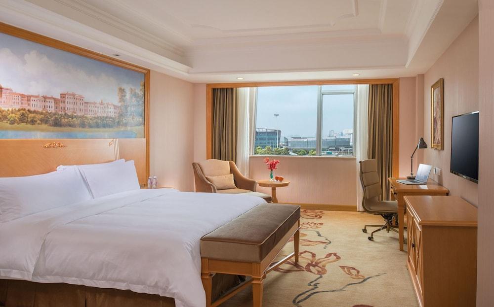 Vienna Hotel - Guangzhou Airport Highway Pingsha Branch - Tap to explore photos