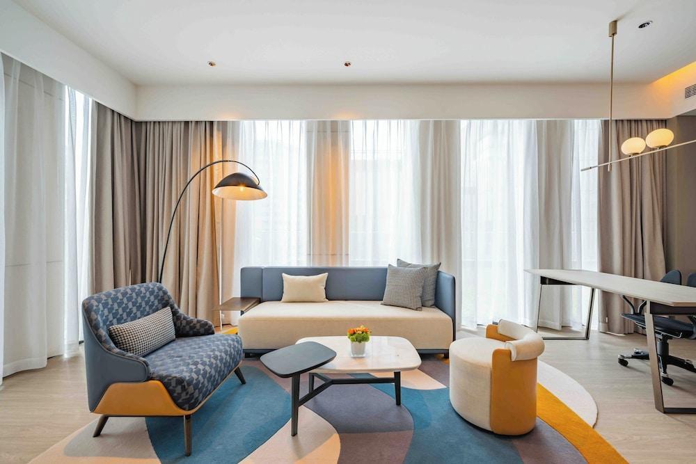 EVEN Hotel Shanghai Expo by IHG Room Type - Suite, 1 Bedroom (Power Room)