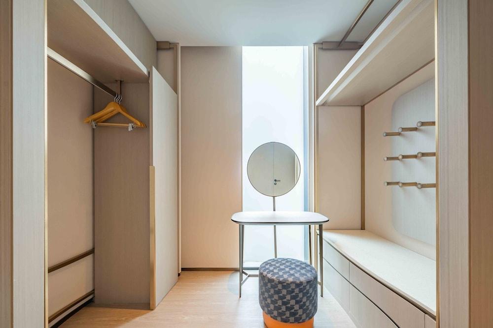 EVEN Hotel Shanghai Expo by IHG - Tap to explore photos