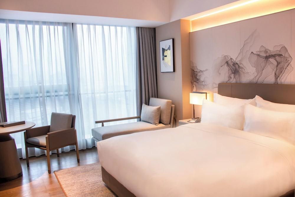 LN Dongfang Hotel Pazhou Room Type - Deluxe Room, 1 Queen Bed