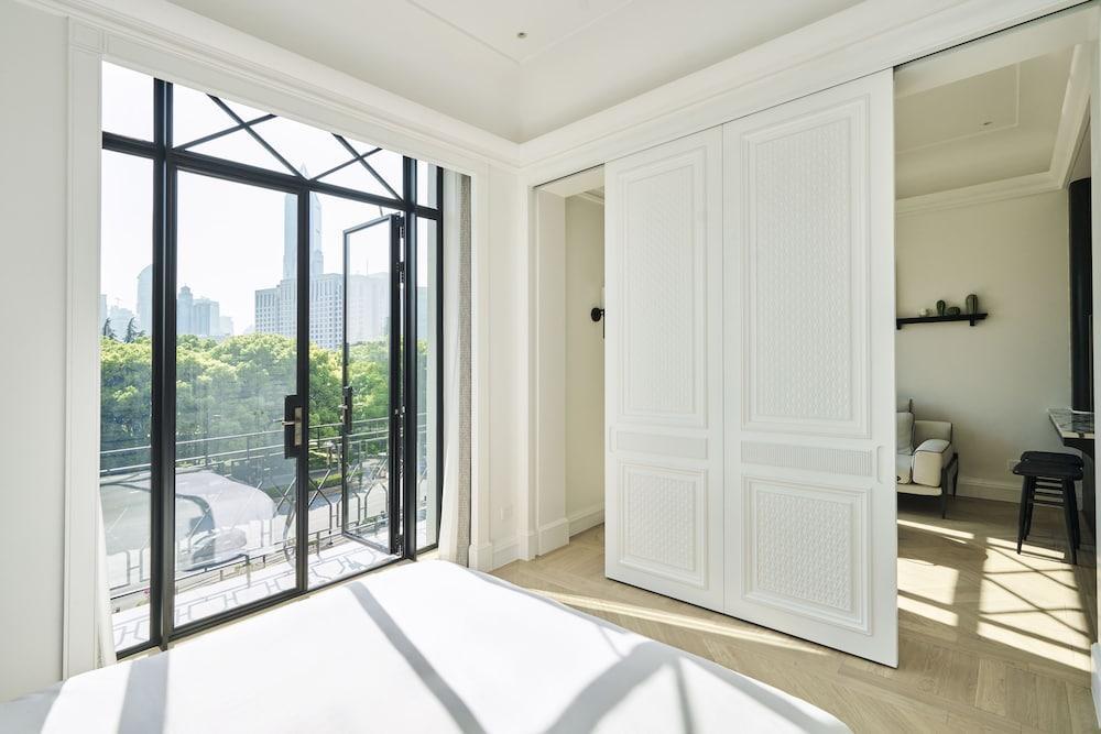 OPARTMENT The Far Eastern Hotel - People's Square Room Type - City View One Bedroom Suite With Balcony OPARTMENT The Far Eastern Hotel - People's Square Room Type - City View One Bedroom Suite With Balcony