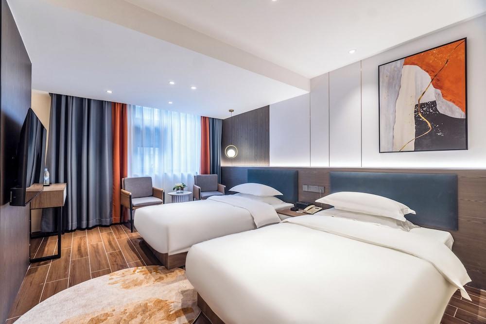 Ruifeng Hotel Railway Station Store Room Type - Superior Twin Room