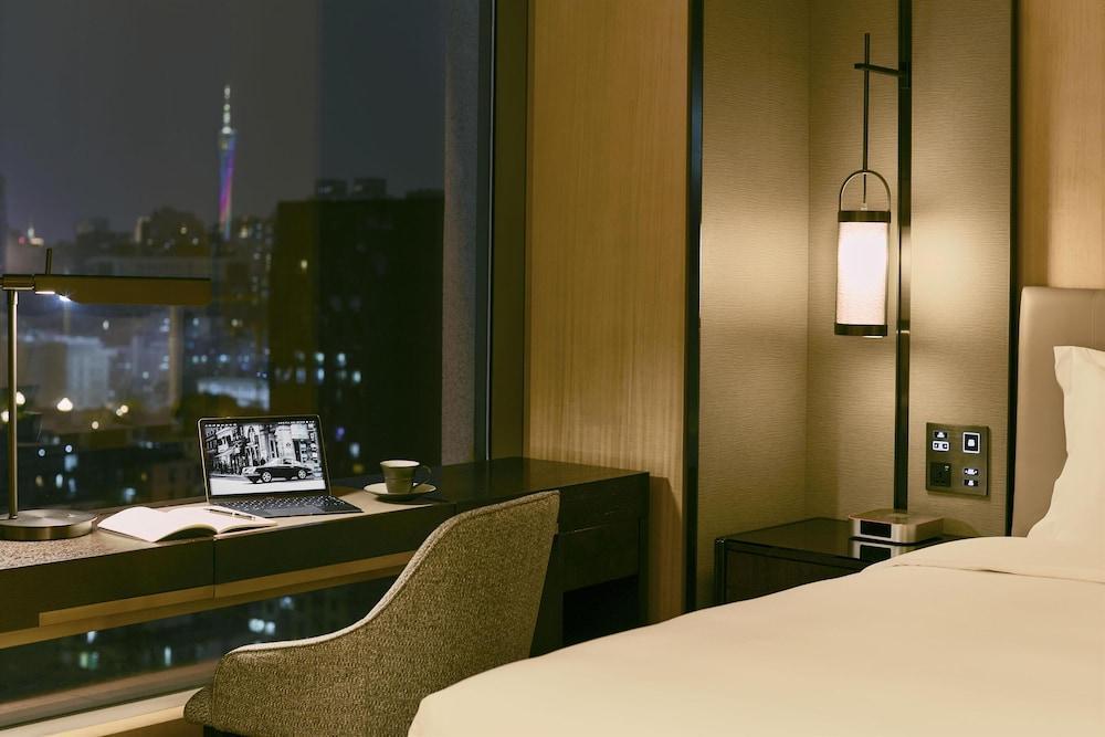 Kempinski Residences Guangzhou Room Type - Room (Deluxe King)